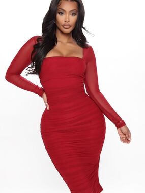 Fashion Nova Scarlet Ruched Long Sleeve Bodycon Dress